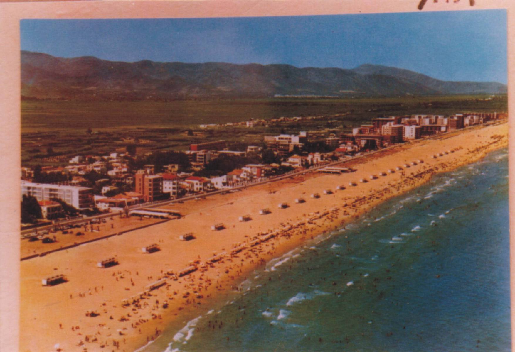 Fotografía histórica de la playa de Gandía