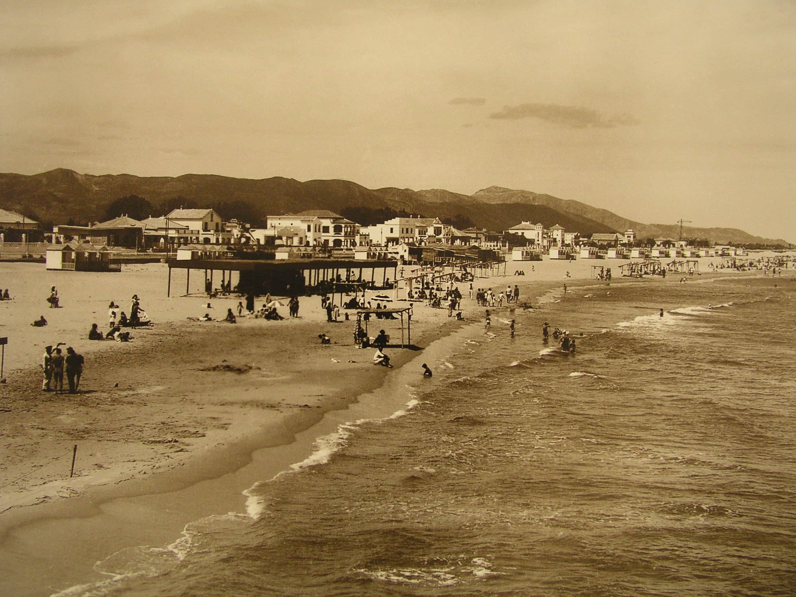 Fotografía histórica de la playa de Gandía
