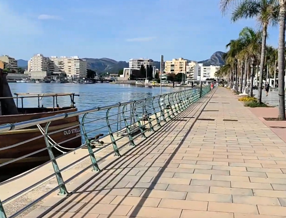 Paseo del puerto de Gandia