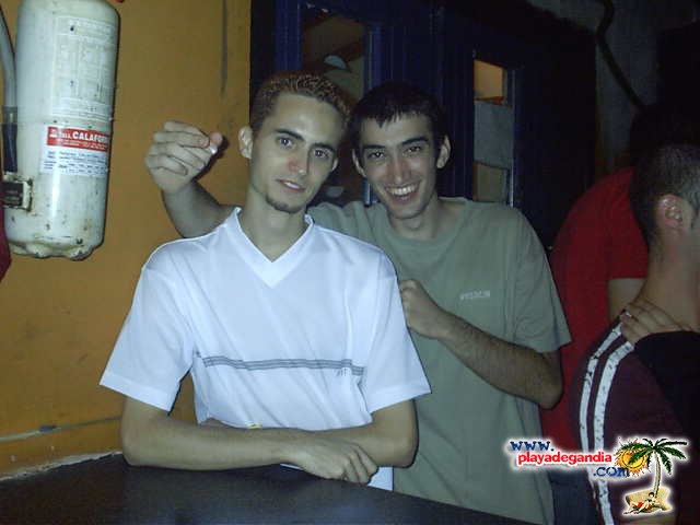 Anonimato 2003