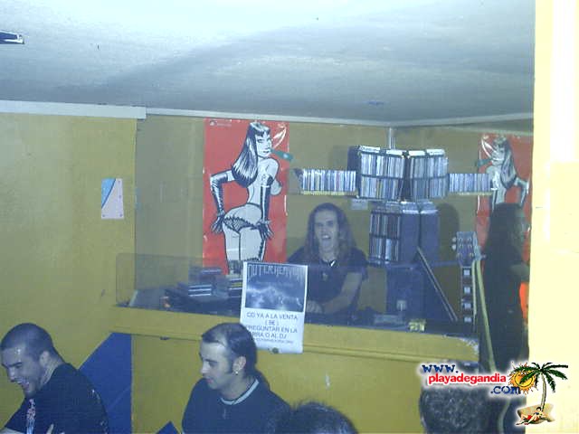 Anonimato 2003