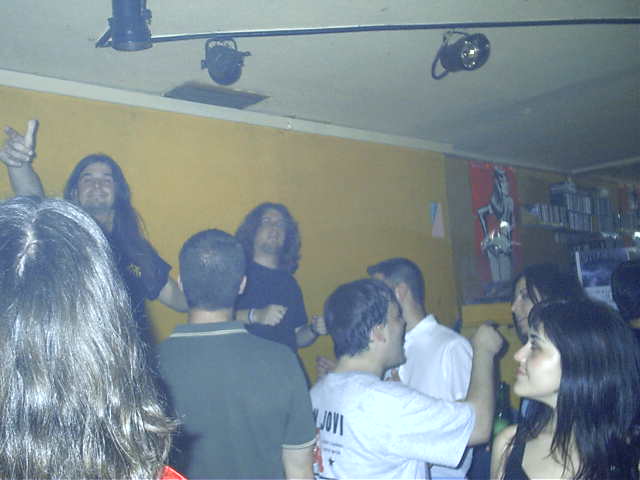 Anonimato 2003