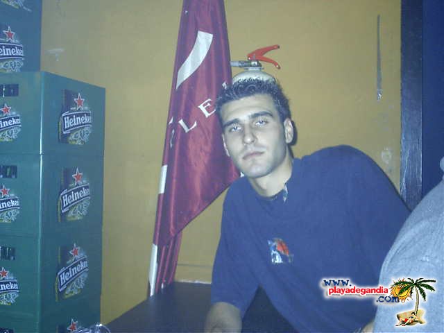 Anonimato 2003