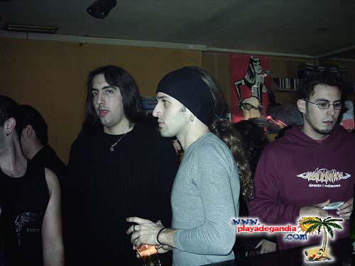 Anonimato 2004