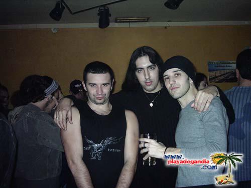Anonimato 2004
