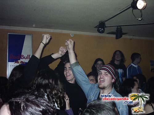 Anonimato 2004