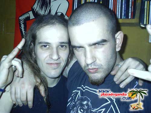 Anonimato 2004
