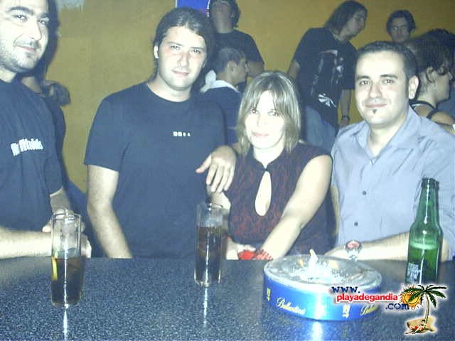 Anonimato 2004