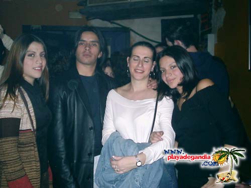 Anonimato 2004