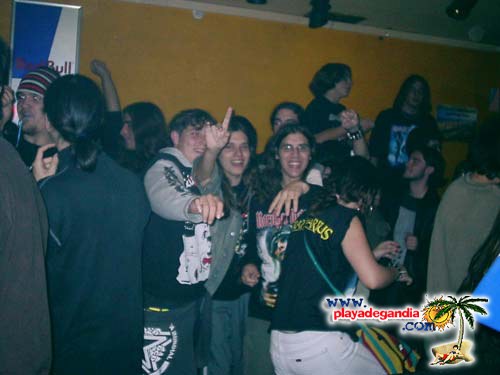 Anonimato 2004