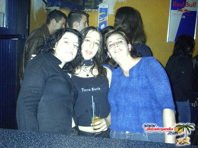Anonimato 2004