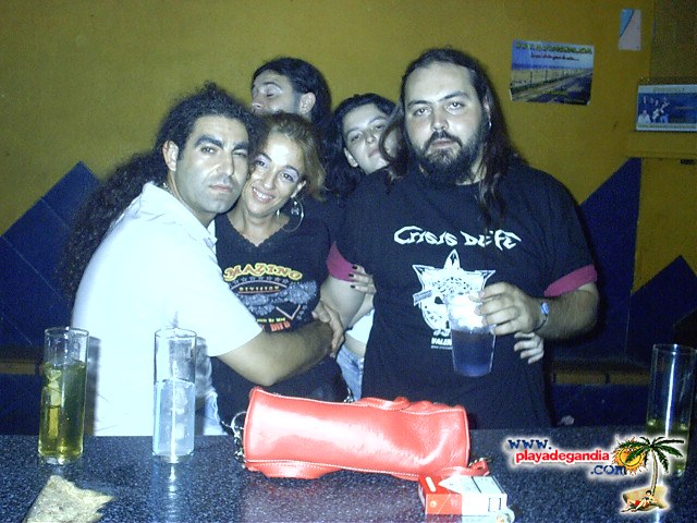 Anonimato 2004