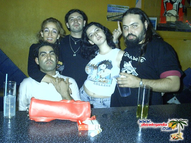 Anonimato 2004