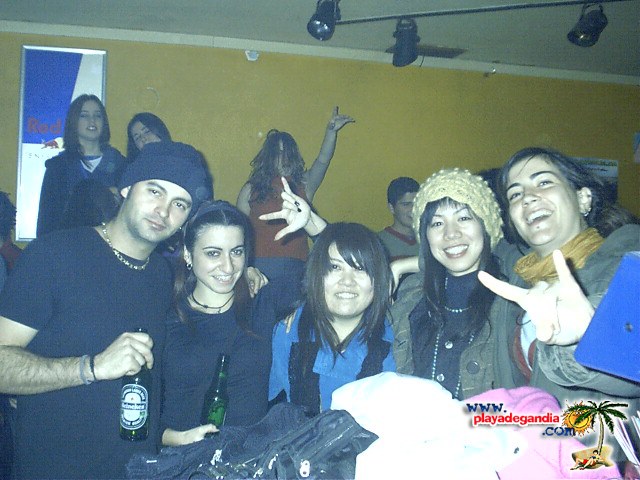 Anonimato 2004