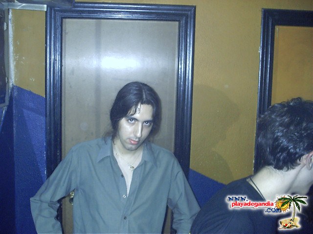 Anonimato 2004