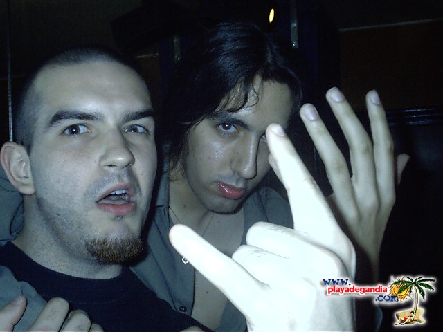 Anonimato 2004