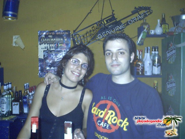 Anonimato 2004