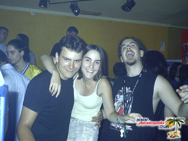 Anonimato 2004