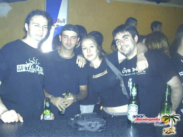 Anonimato 2004