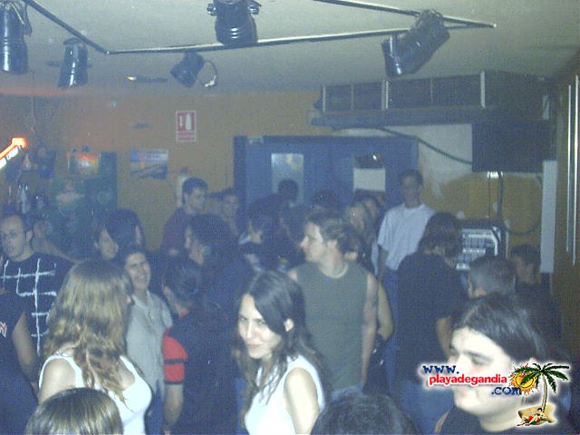 Anonimato 2004
