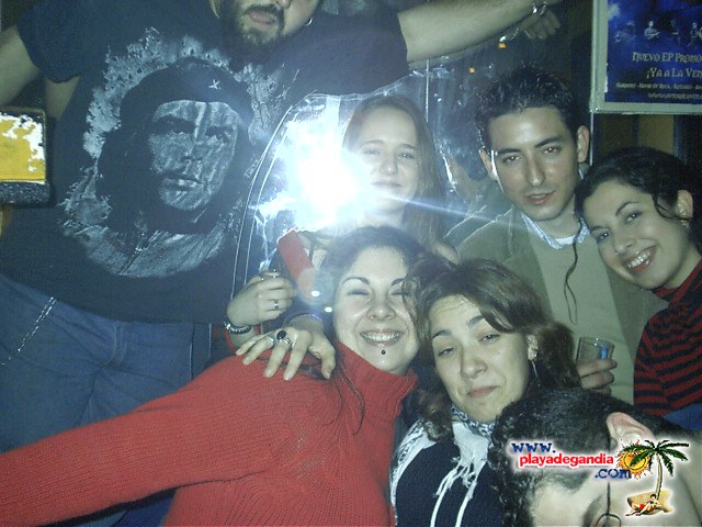 Anonimato 2004