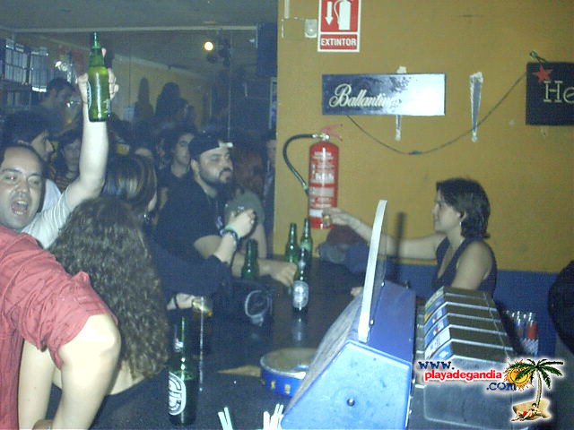 Anonimato 2004