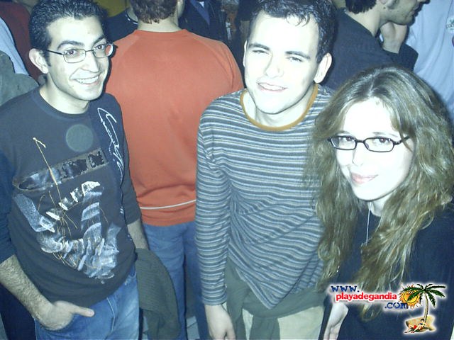 Anonimato 2004