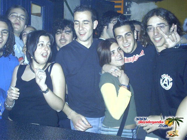 Anonimato 2004