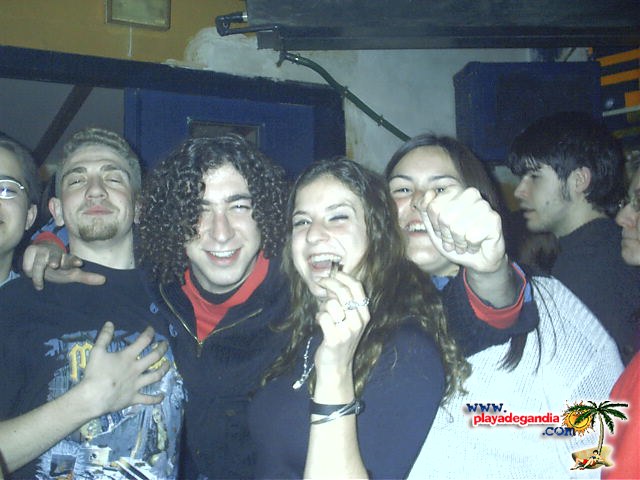 Anonimato 2004