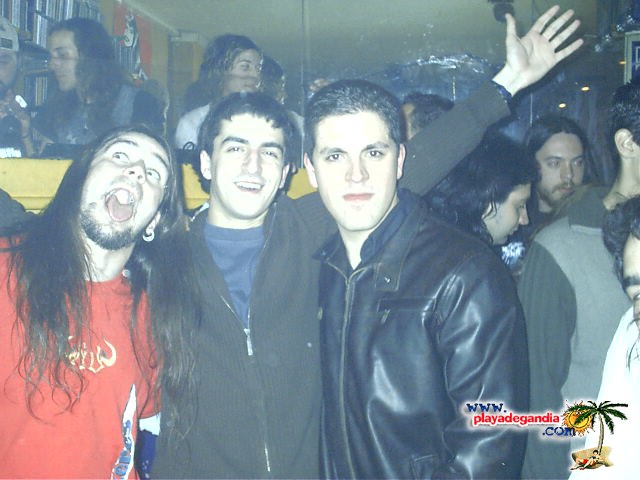 Anonimato 2004