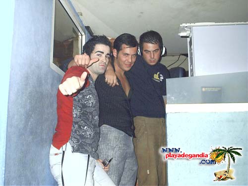 Arena 2004