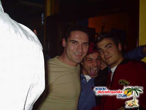 Bahía 2004