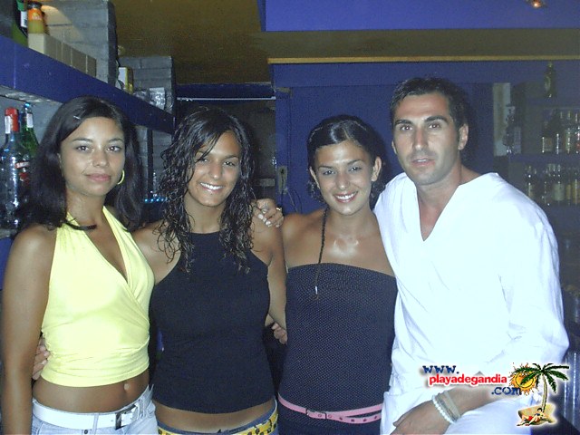 Bahía 2004