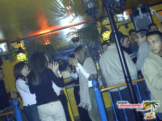 Bahía 2004