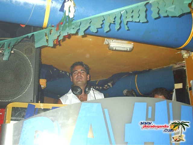 Bahía 2004