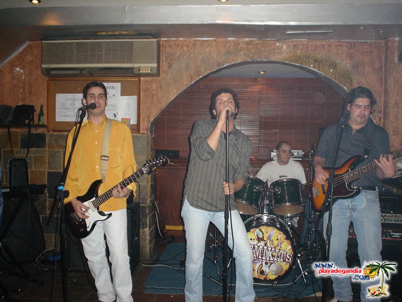 Brujas 2004