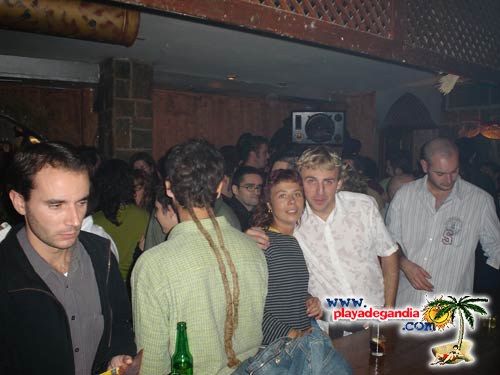 Brujas 2004