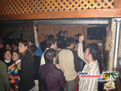 Brujas 2004