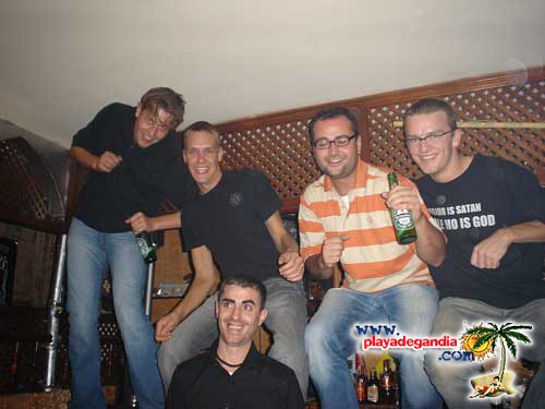 Brujas 2004