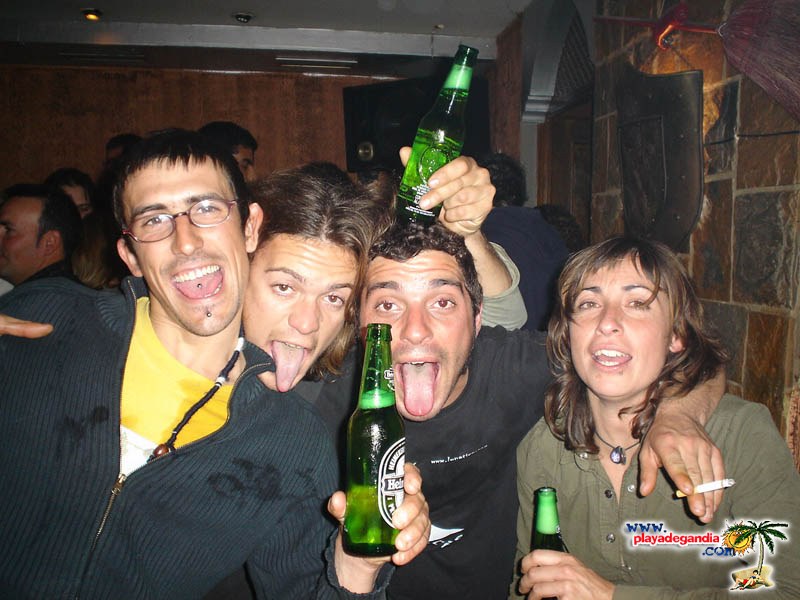 Brujas 2004