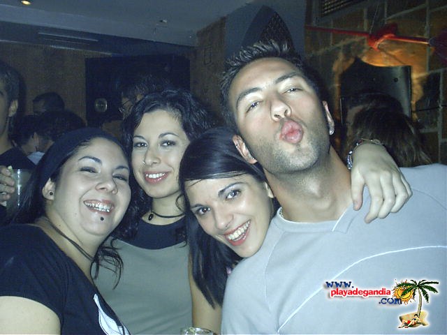 Brujas 2004