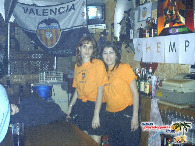 Brujas 2004