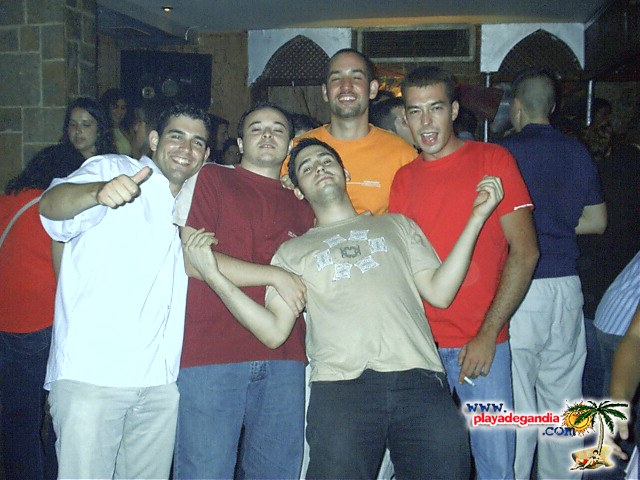Brujas 2004