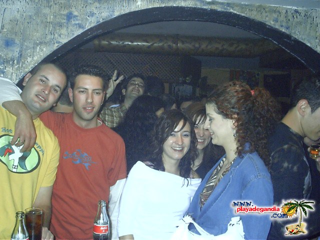 Brujas 2004