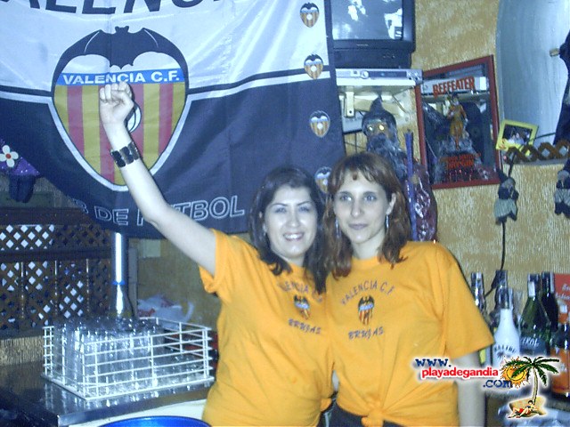 Brujas 2004