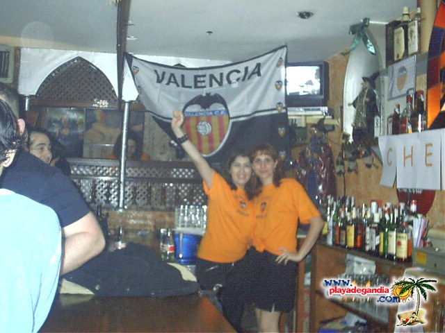Brujas 2004