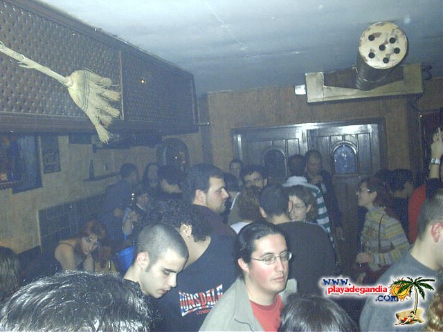 Brujas 2004