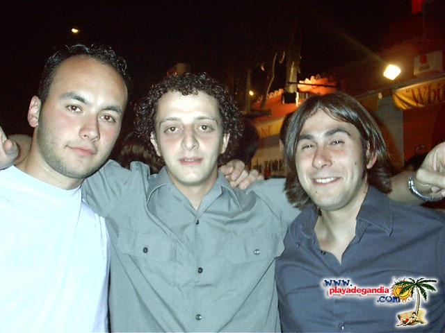 Calle 2004