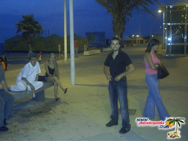 Calle 2004