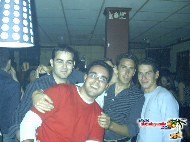 La Década 2004